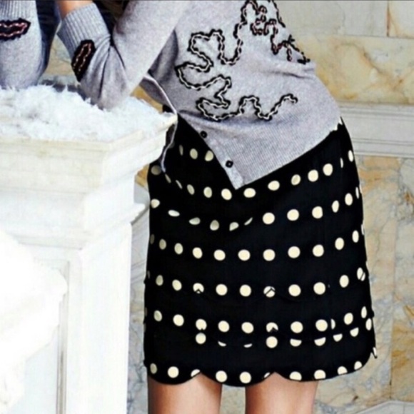 Floreat tiered skirt blk & cream size 6